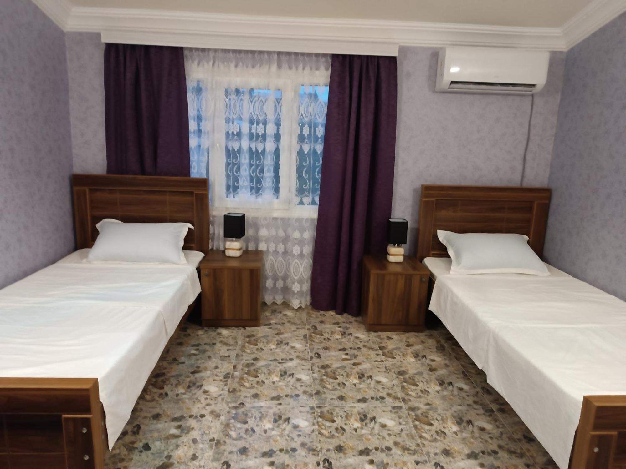 Light House Hotel Кутаиси Екстериор снимка