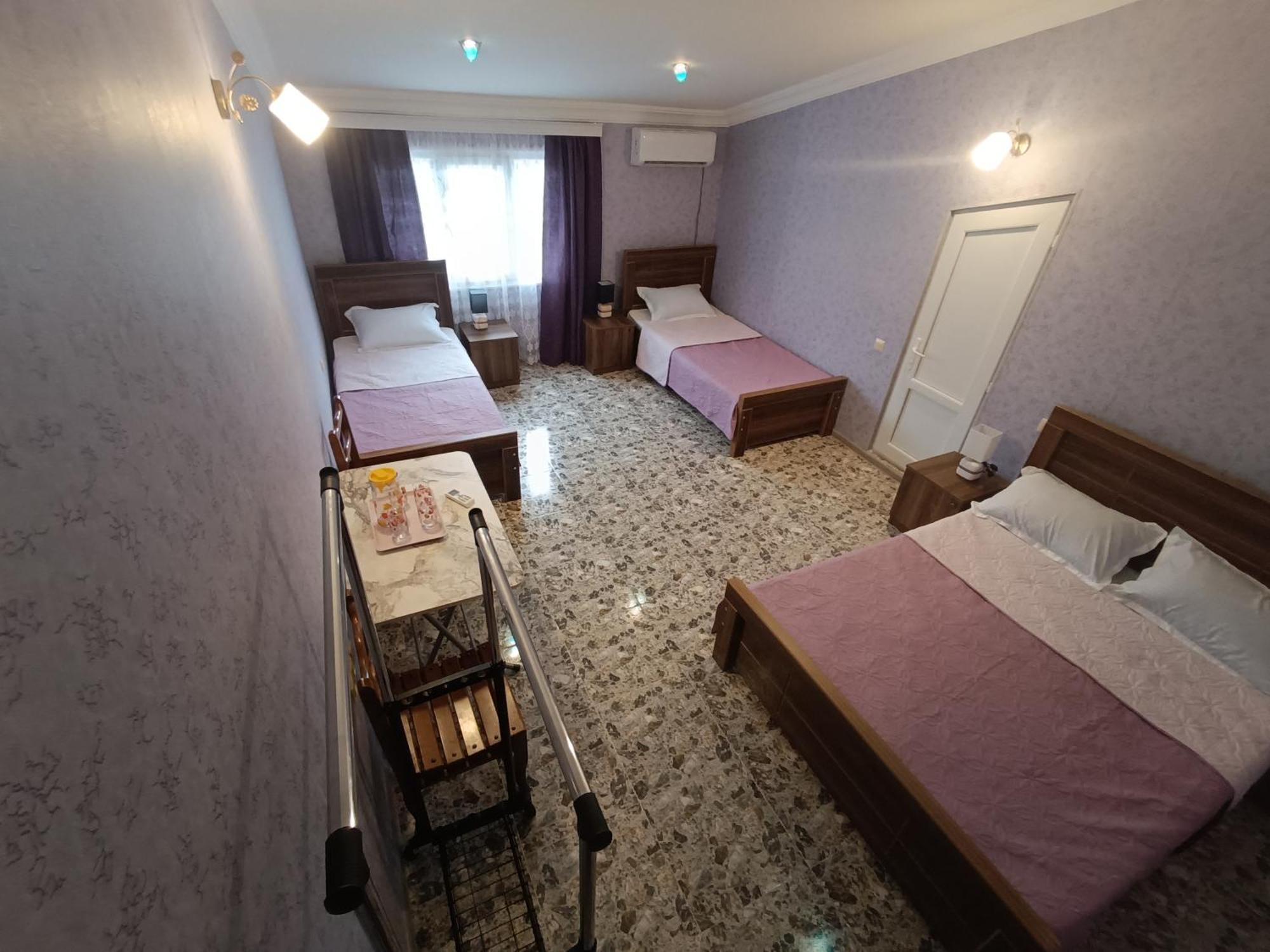 Light House Hotel Кутаиси Екстериор снимка